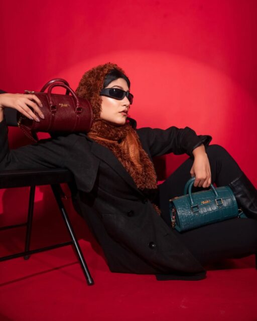 The Amara Sling in real leather, for the woman who moves with intention.🎉🖤
#VeloriaVaultbags#luxuryleather#designersling#fashionaccessories#slingbag